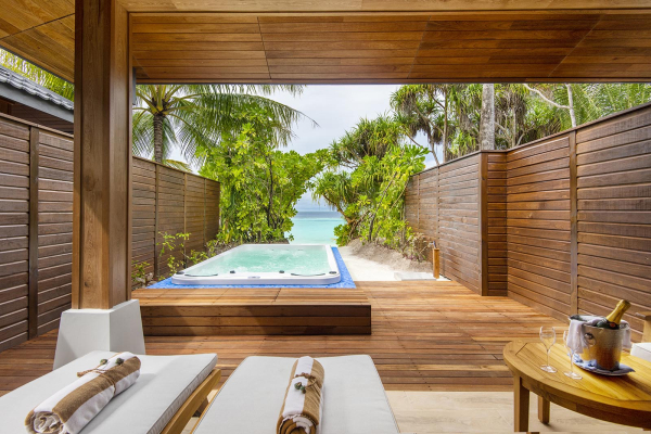 BEACH SUITE WITH JACUZZI � Lily Beach Resort & Spa, Maldives
