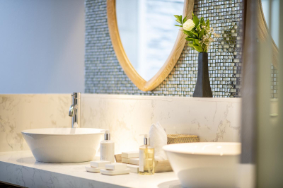 BEACH SUITE WITH JACUZZI � Photo 5