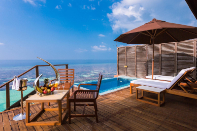 DELUXE WATER VILLA WITH PLUNGE POOL � Photo 2