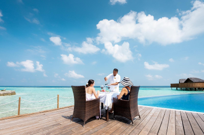 AQVA � Dining at Lily Beach Resort & Spa