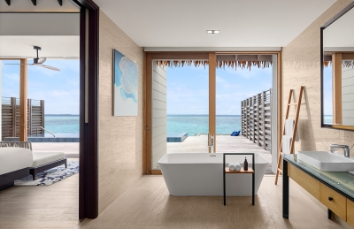 Overwater Villa - Pool and Sunset View � Photo 3