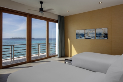 Three Bedroom Presidential Overwater Villa with Pool � Photo 4