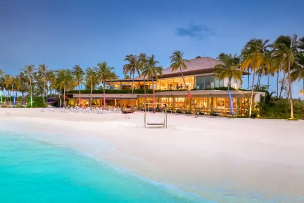 Rhythm Meets Paradise